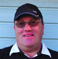Tomas Niklasson på Brastad Golfcenter, Klicka för större bild